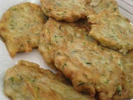 Pataniscas de Curgete e Atum