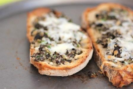 Pão Rústico com Azeitonas