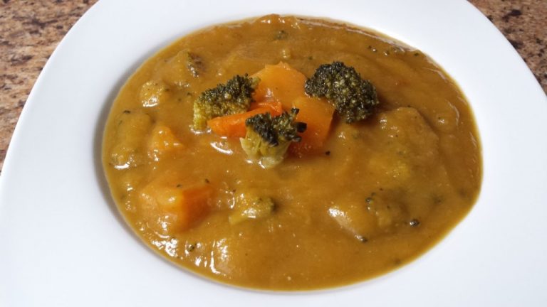 Creme de Abóbora Assada com Brócolos