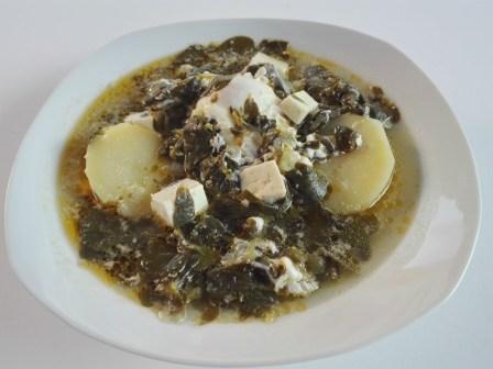 Sopa de Beldroegas com Queijo de Cabra